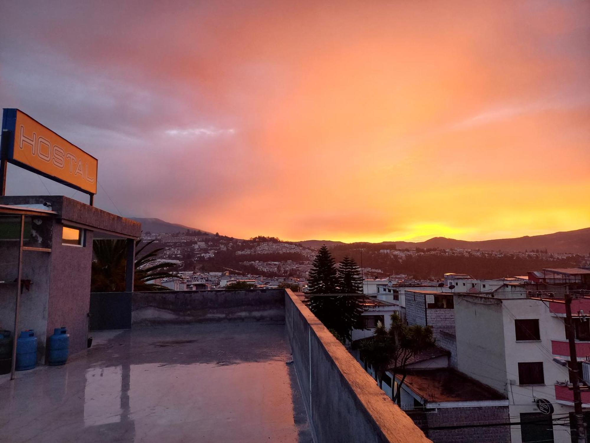 El Vergel Norte Quito Exterior foto